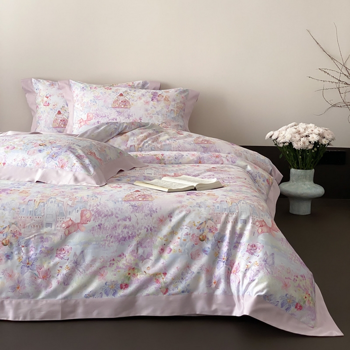 91家纺网 家纺一手货源 找家纺 云栖家居 2025全棉纯棉长绒棉纯棉A类50支数码印花系列四件套-春园 奇妙城堡-紫