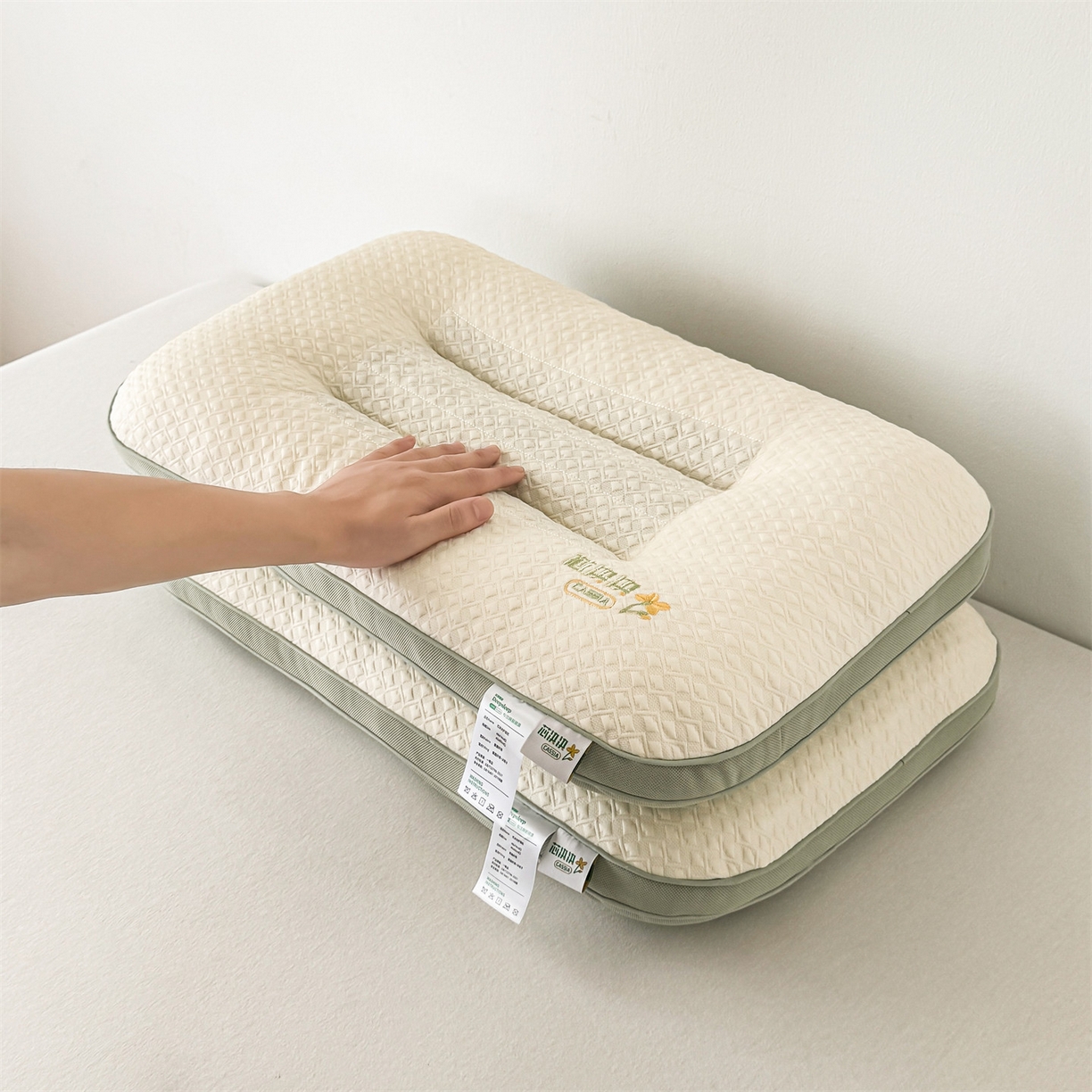 91家纺网 家纺一手货源 找家纺 （总）麦肯锡 2025新款芯决决决明子护颈枕