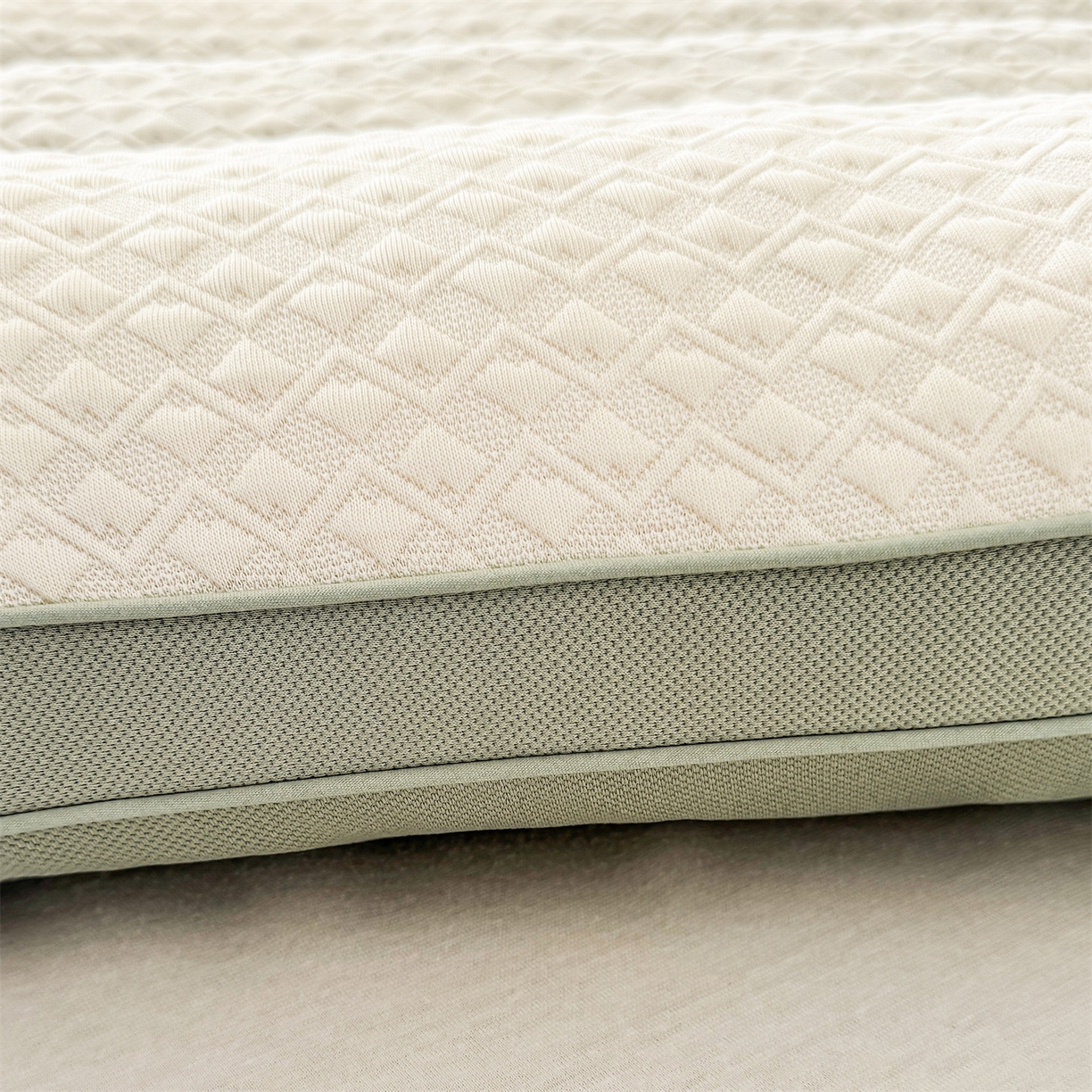 91家纺网 家纺一手货源 找家纺 （总）麦肯锡 2025新款芯决决决明子护颈枕