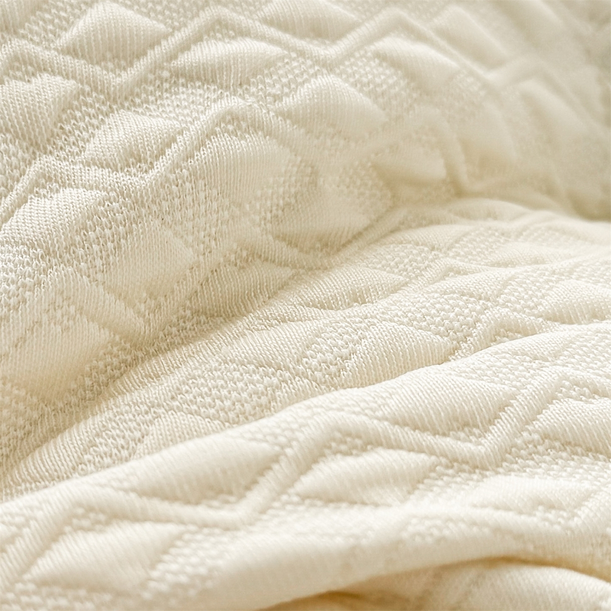 91家纺网 家纺一手货源 找家纺 （总）麦肯锡 2025新款芯决决决明子护颈枕