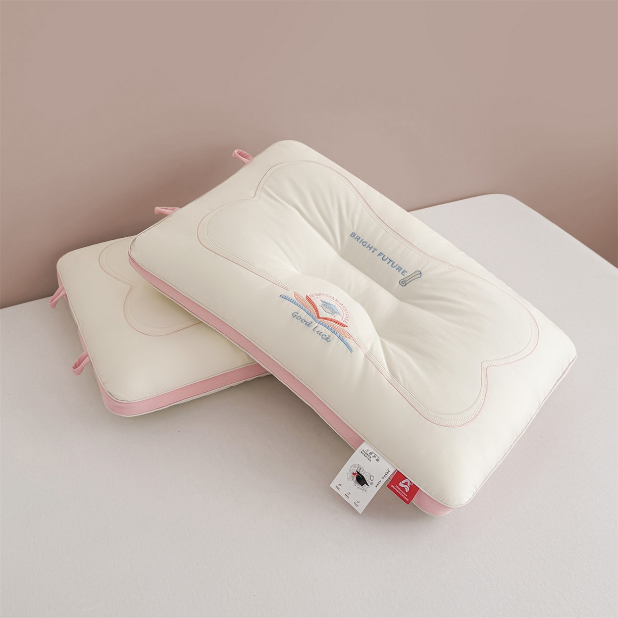 91家纺网 家纺一手货源 找家纺 麦肯锡 2025新款A类三防全棉护颈亲子枕 粉色