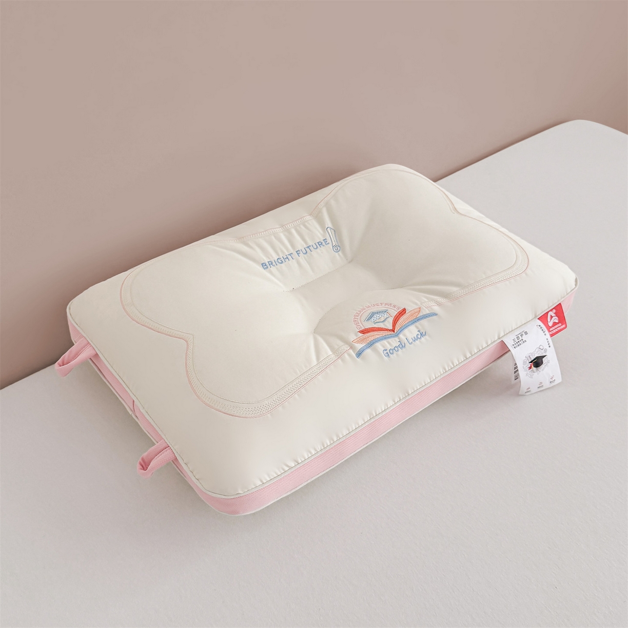 91家纺网 家纺一手货源 找家纺 麦肯锡 2025新款A类三防全棉护颈亲子枕 粉色