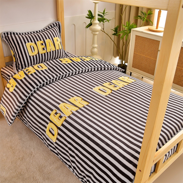 91家纺网 家纺一手货源 找家纺 （总）馨梦缘2025新款爆款高克重印花牛奶绒法莱绒学生三件套单人床套件