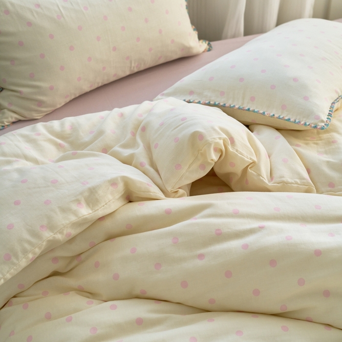 91家纺网 家纺一手货源 找家纺 洋铭区（原狠狠爱） 2025新款全棉纯棉双层纱彩边四件套 蜜粉波波