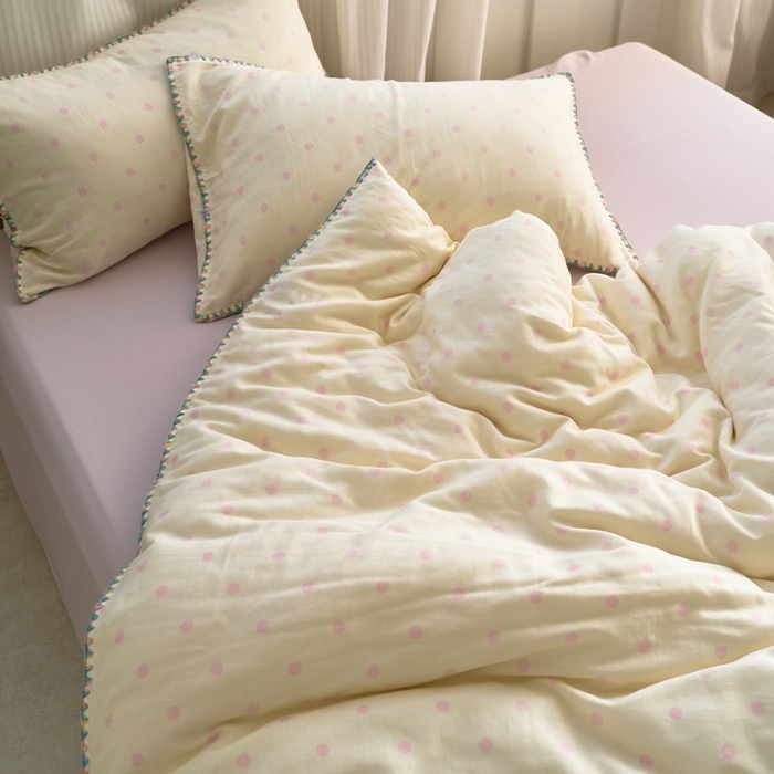 91家纺网 家纺一手货源 找家纺 洋铭区（原狠狠爱） 2025新款全棉纯棉双层纱彩边四件套 蜜粉波波