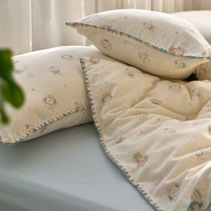 91家纺网 家纺一手货源 找家纺 洋铭区（原狠狠爱） 2025新款全棉纯棉双层纱彩边四件套 童话王国