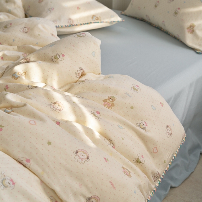 91家纺网 家纺一手货源 找家纺 洋铭区（原狠狠爱） 2025新款全棉纯棉双层纱彩边四件套 童话王国