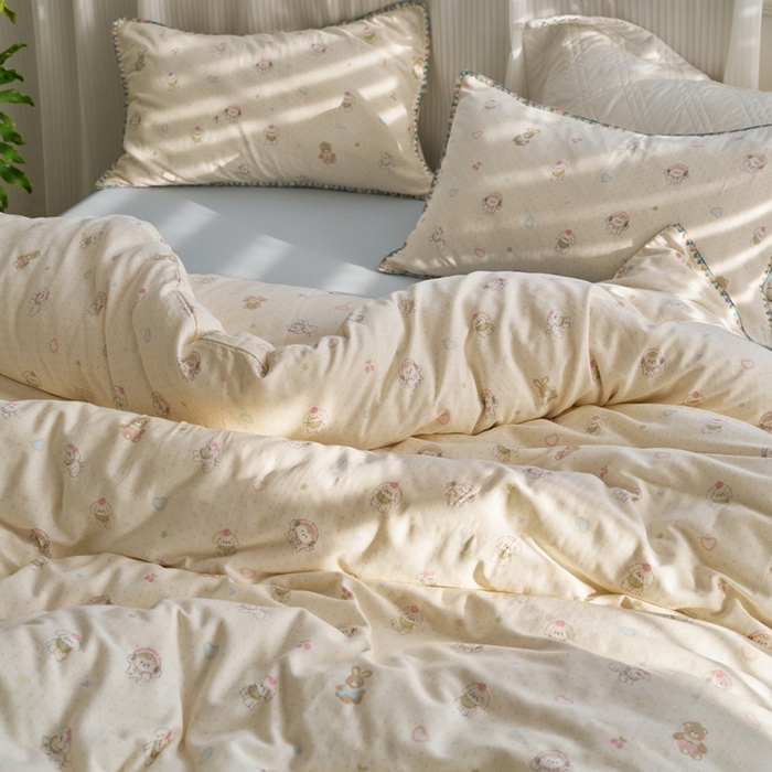 91家纺网 家纺一手货源 找家纺 洋铭区（原狠狠爱） 2025新款全棉纯棉双层纱彩边四件套 童话王国