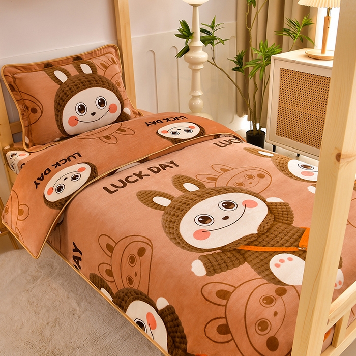 馨梦缘2025新款爆款高克重印花牛奶绒法莱绒学生三件套 拉咕咕