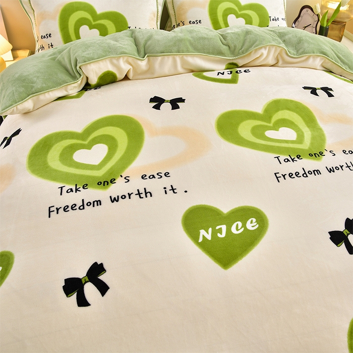 91家纺网 家纺一手货源 找家纺 新8.5-9.5斤法莱绒四件套珊瑚牛奶金貂绒四件套床裙 爱心暖暖