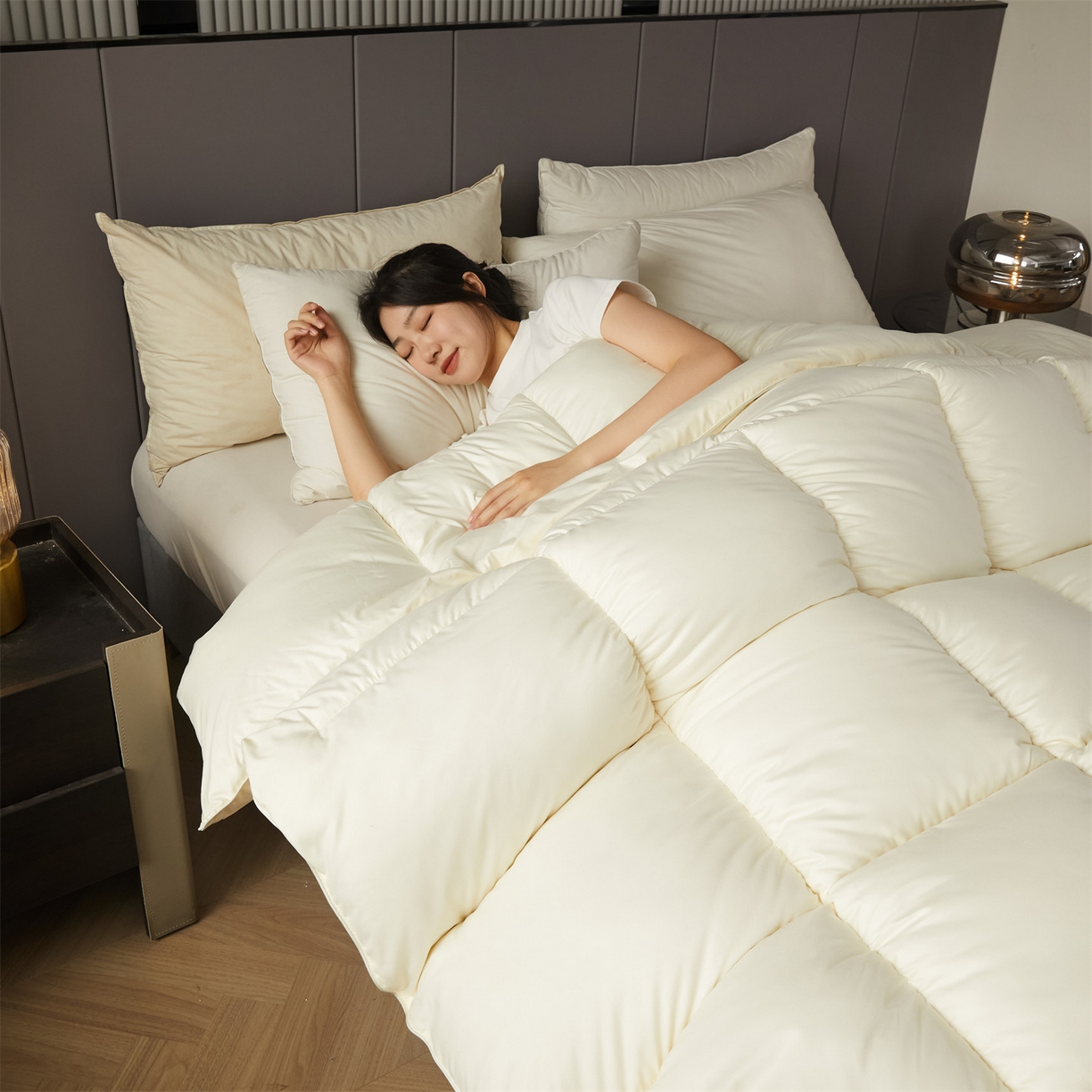 91家纺网 家纺一手货源 找家纺 2025新款羽丝被冬被子被芯大豆被春秋子母被夏被学生单人直播热款 米黄