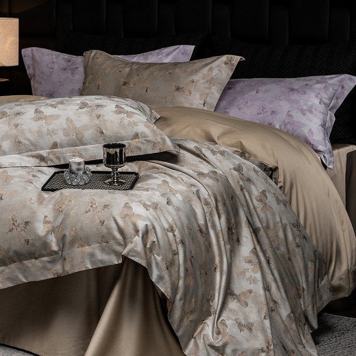 91家纺网 家纺一手货源 找家纺 立奥被业 2025新款天丝棉色织大提花四件套 仙蝶幻境-金