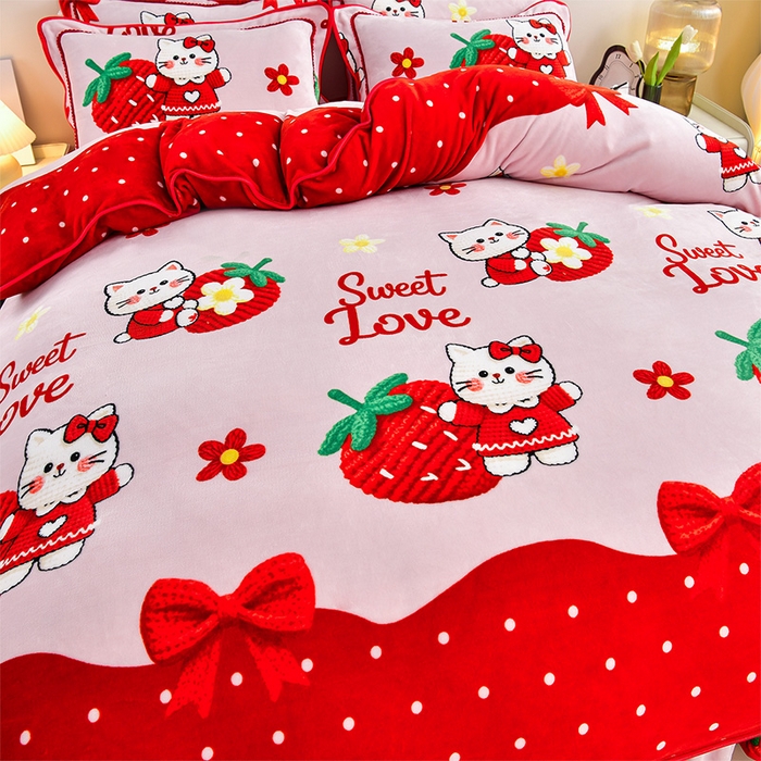 91家纺网 家纺一手货源 找家纺 新8.5-9.5斤法莱绒四件套珊瑚牛奶金貂绒四件套床裙 草莓猫