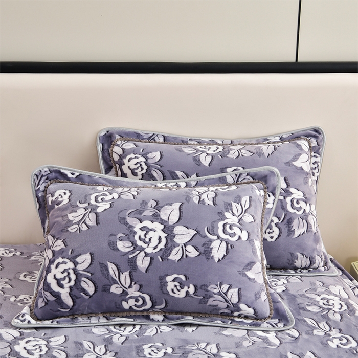 91家纺网 家纺一手货源 找家纺 新8.5-9.5斤法莱绒四件套珊瑚牛奶金貂绒四件套床裙 繁花