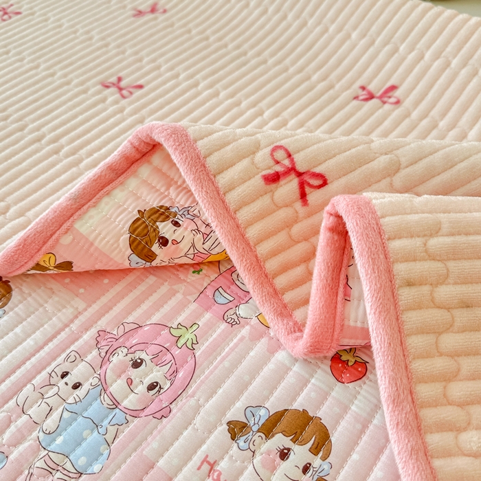 91家纺网 家纺一手货源 找家纺 岚吉家纺 2025新款全棉133*72宝宝绒棉加绒一面纯棉一面牛奶绒双面可用单床盖学生床床垫 床盖单件 棒棒糖女孩