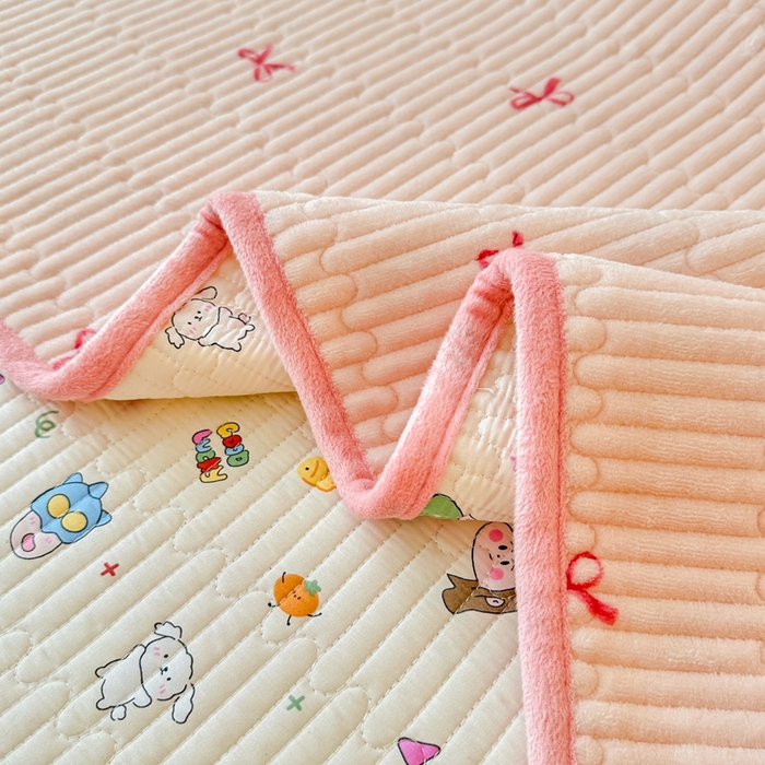 91家纺网 家纺一手货源 找家纺 岚吉家纺 2025新款全棉133*72宝宝绒棉加绒一面纯棉一面牛奶绒双面可用单床盖学生床床垫 床盖单件 新新一家