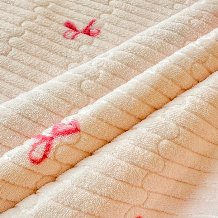 91家纺网 家纺一手货源 找家纺 岚吉家纺 2025新款全棉133*72宝宝绒棉加绒一面纯棉一面牛奶绒双面可用单床盖学生床床垫 床盖单件 新新一家