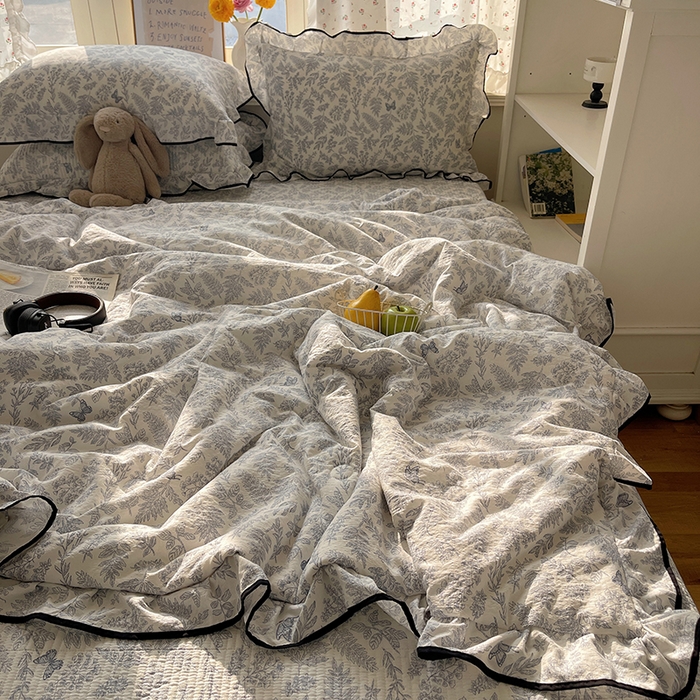 91家纺网 家纺一手货源 找家纺 繁花家居 2025新款云感木棉针织棉双层纱床盖四件套 床盖被套款-迷雾森林