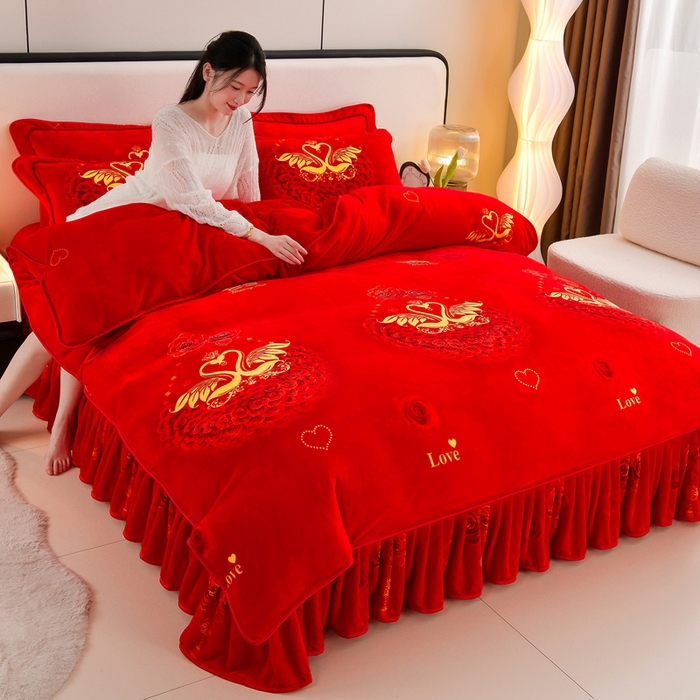 91家纺网 家纺一手货源 找家纺 新8.5-9.5斤法莱绒四件套珊瑚牛奶金貂绒四件套床裙 喜结良缘