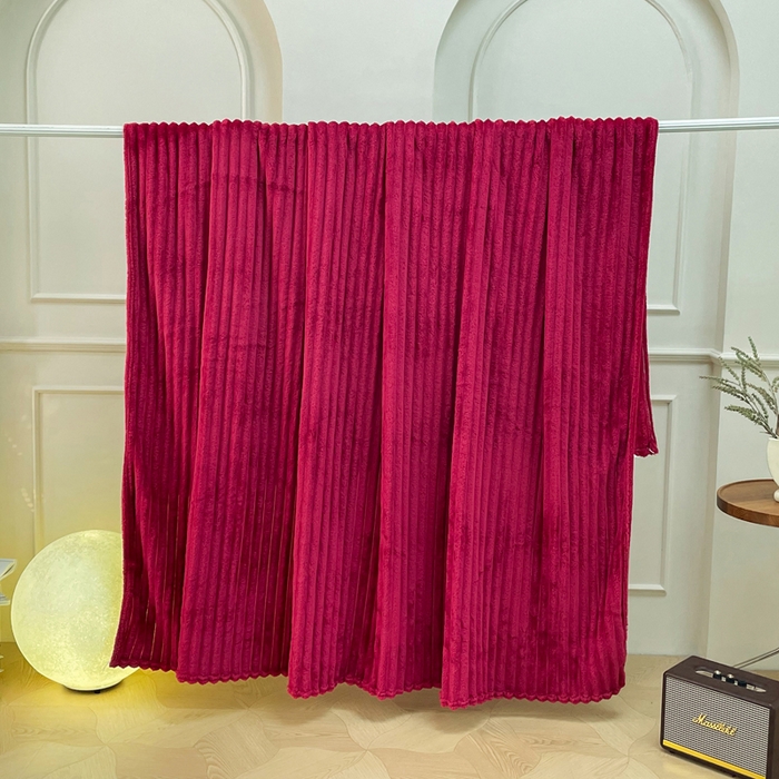 91家纺网 家纺一手货源 找家纺 雅芝蓝 2025新款跨境外贸直播爆品兔毛绒高克重多功能抽条毛毯盖毯午睡毯 酒红