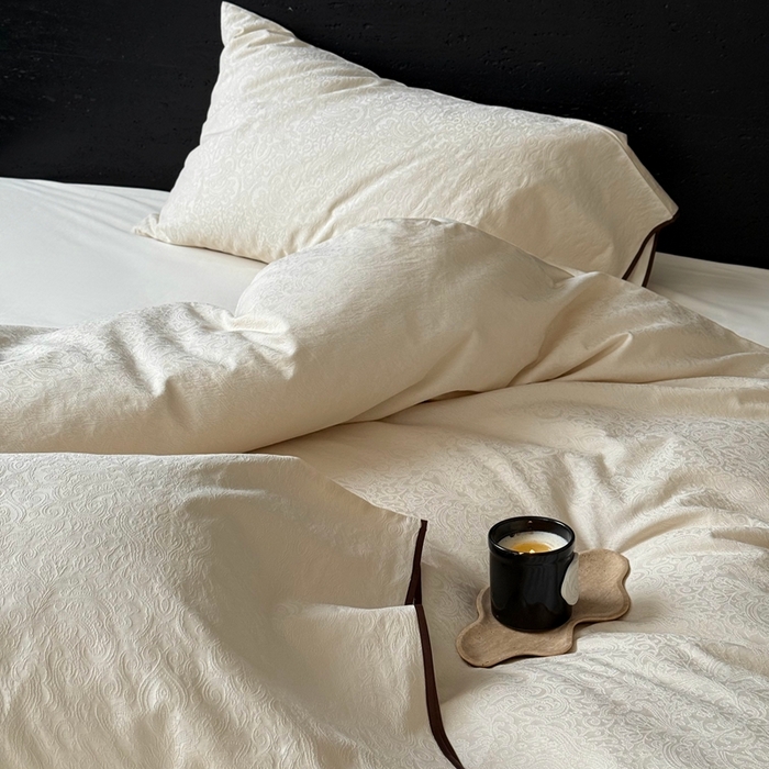 （总）鹿班家居 2025年新款秋冬云感超柔厚织提花浮雕系列四件套-米亚迪斯（标准会员-20元）