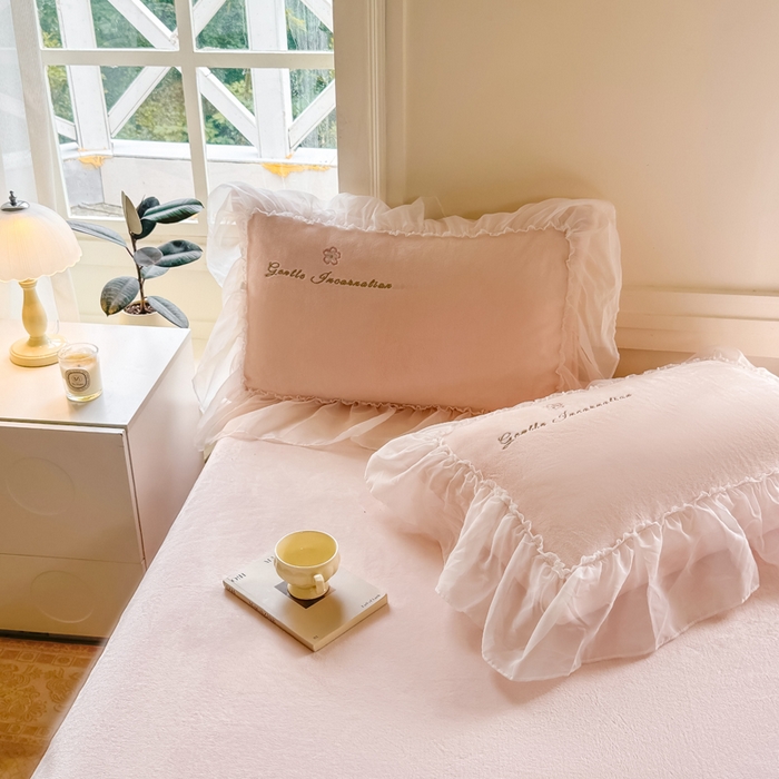 91家纺网 家纺一手货源 找家纺 （总）锦格家纺 2025新款牛奶绒刺绣四件套-瑟兰蝶