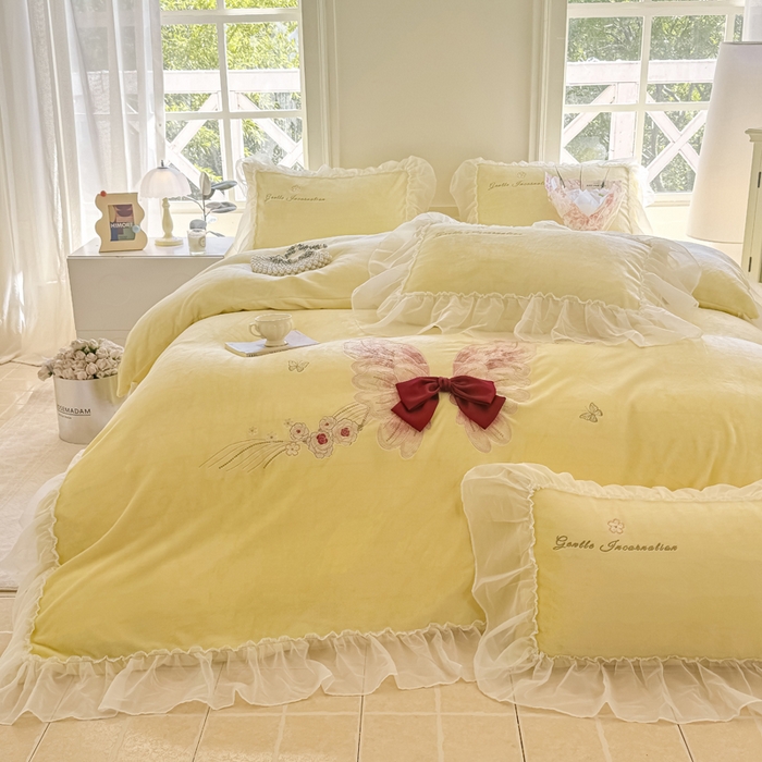 91家纺网 家纺一手货源 找家纺 锦格家纺 2025新款牛奶绒刺绣四件套-瑟兰蝶 瑟兰蝶-黄