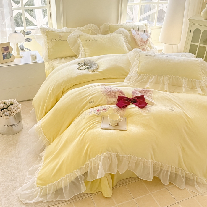 91家纺网 家纺一手货源 找家纺 锦格家纺 2025新款牛奶绒刺绣四件套-瑟兰蝶 瑟兰蝶-黄