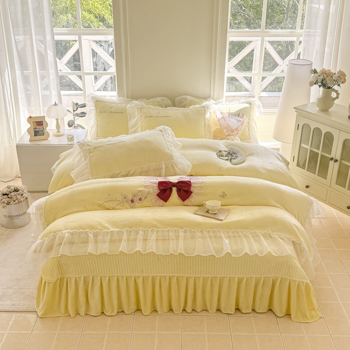 91家纺网 家纺一手货源 找家纺 锦格家纺 2025新款牛奶绒刺绣四件套-瑟兰蝶 瑟兰蝶-黄