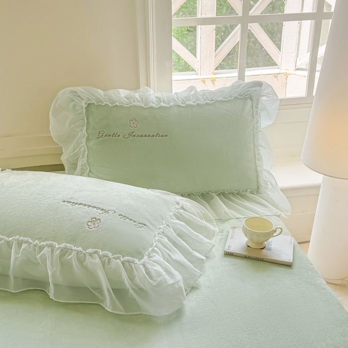 91家纺网 家纺一手货源 找家纺 锦格家纺 2025新款牛奶绒刺绣四件套-瑟兰蝶 瑟兰蝶-水绿