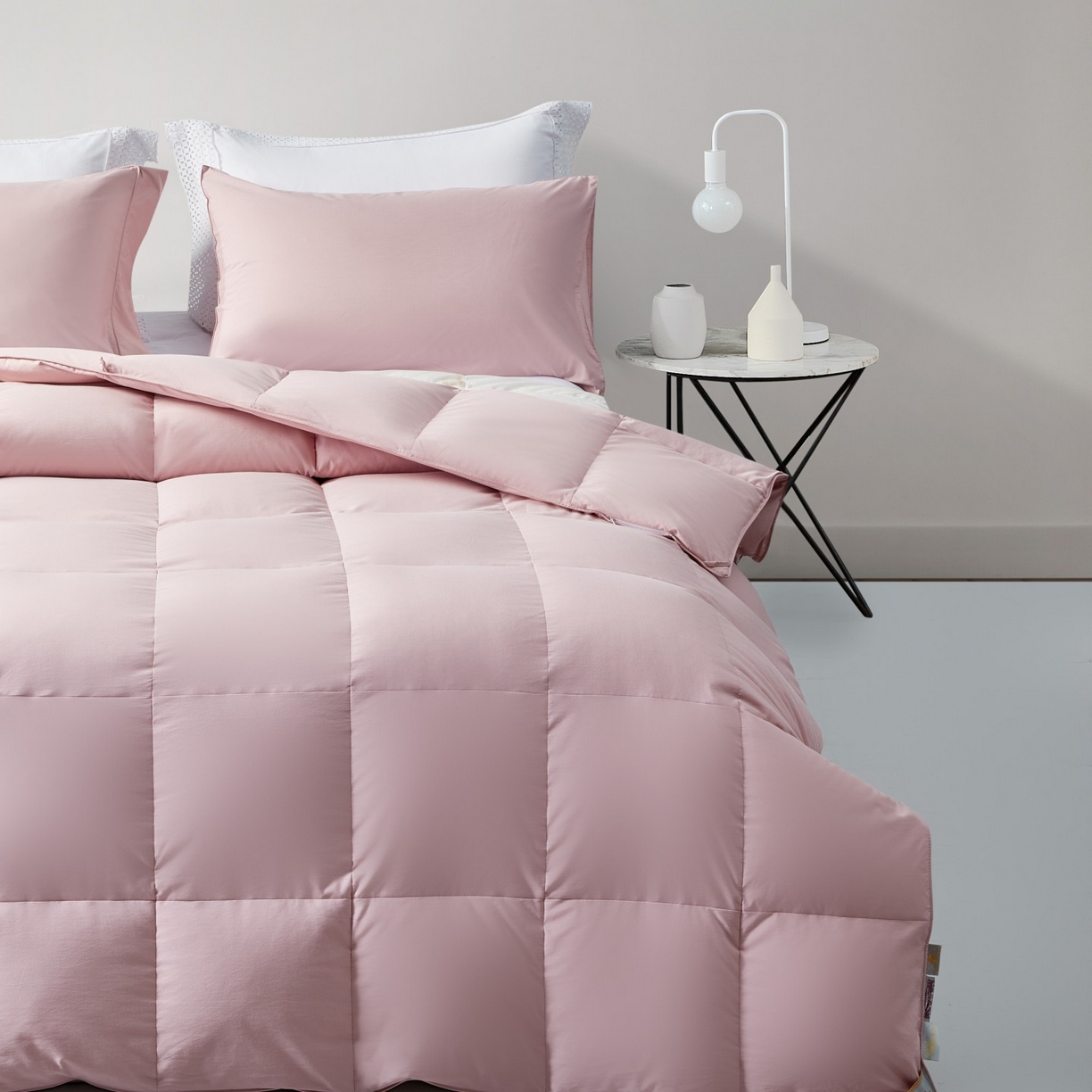 91家纺网 家纺一手货源 找家纺 圣梦莱羽绒家纺 2025新款学生季羽绒被A类可水洗90鸭绒被可裸睡春秋被四季被地暖被 柔丝羽羽绒被（豆沙）