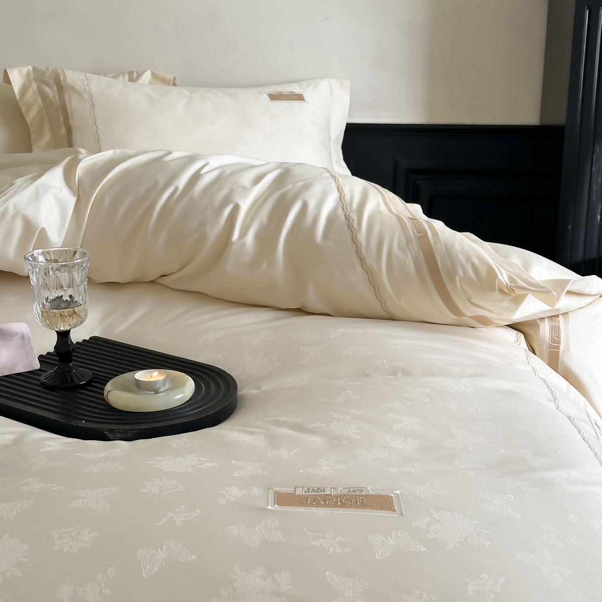 91家纺网 家纺一手货源 找家纺 初拾 2025新款100s全棉小法式提花绣花四件套-舒芙蕾 舒芙蕾（棉）-奶昔白