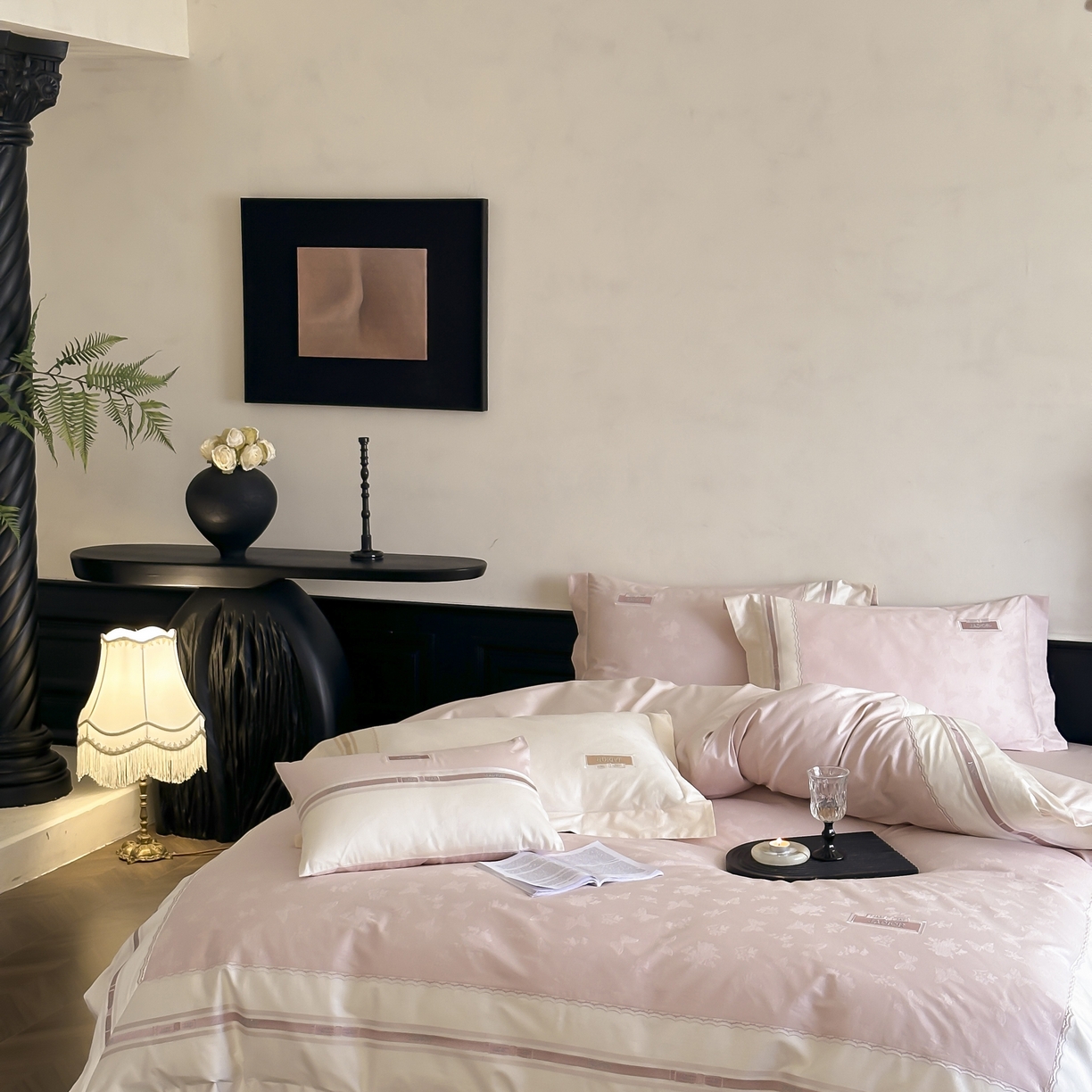 91家纺网 家纺一手货源 找家纺 初拾 2025新款100s全棉小法式提花绣花四件套-舒芙蕾 舒芙蕾（棉）-少女粉