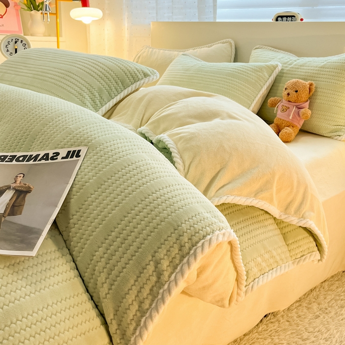 91家纺网 家纺一手货源 找家纺 （总）蓝极人 2025新款成品提花包边牛奶绒四件套