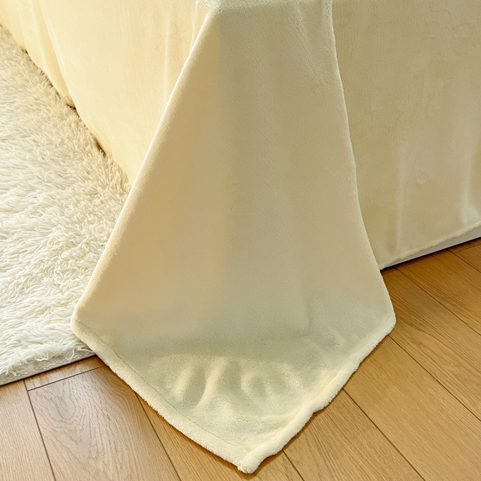 91家纺网 家纺一手货源 找家纺 蓝极人 2025新款成品提花包边牛奶绒四件套 提花-芽绿