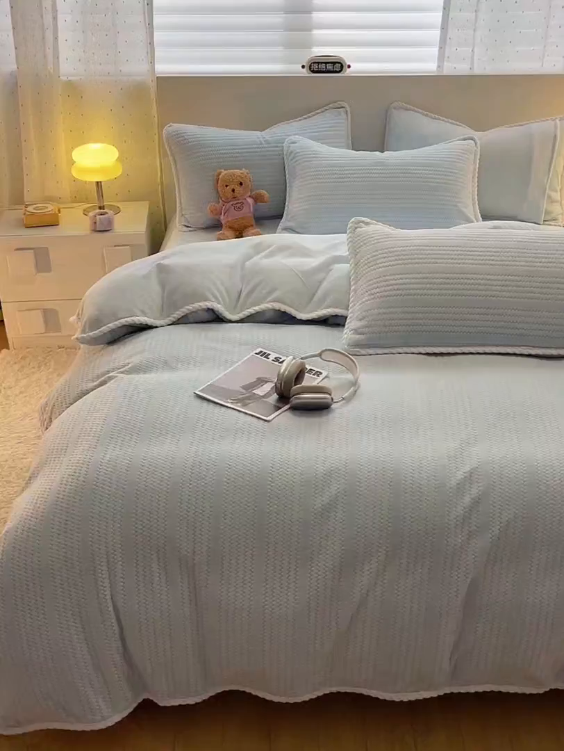 91家纺网 家纺一手货源 找家纺 （总）酱子 2025新款成品提花包边牛奶绒四件套