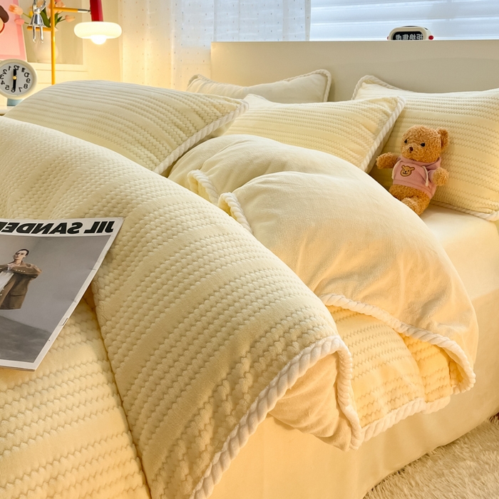 91家纺网 家纺一手货源 找家纺 （总）酱子 2025新款成品提花包边牛奶绒四件套