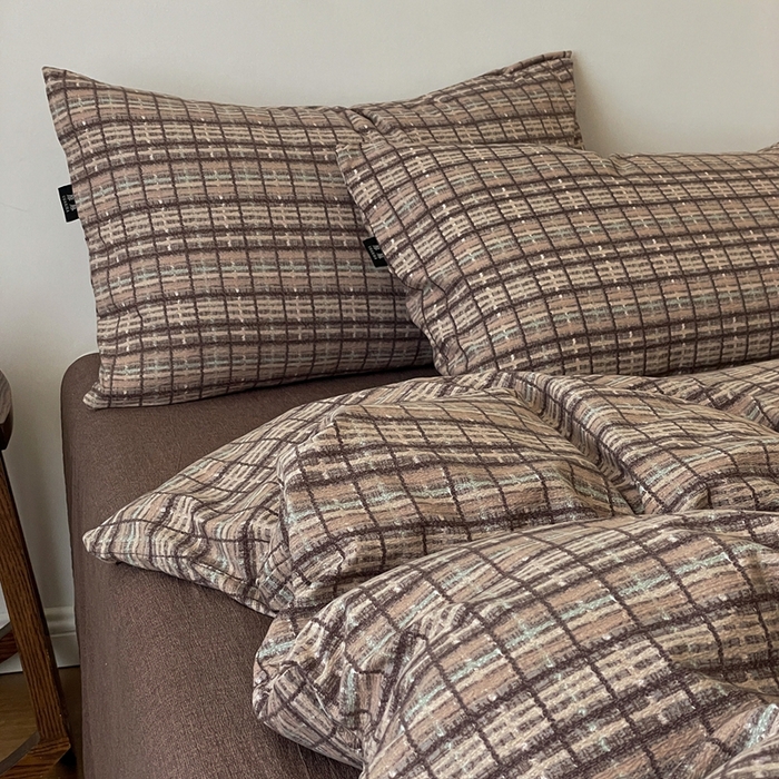 91家纺网 家纺一手货源 找家纺 一比一家纺 2025秋冬新款高克重棉麻原麻复古诧季风原麻四件套-简单款 茶巷