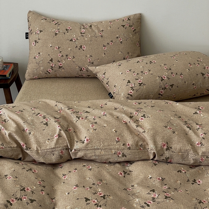 91家纺网 家纺一手货源 找家纺 一比一家纺 2025秋冬新款高克重棉麻原麻复古诧季风原麻四件套-简单款 花言