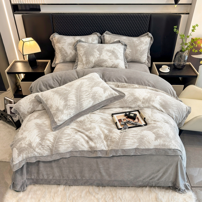 91家纺网 家纺一手货源 找家纺 梦精灵家纺 2025新款高克重加厚雕花牛奶绒四件套 羽毛