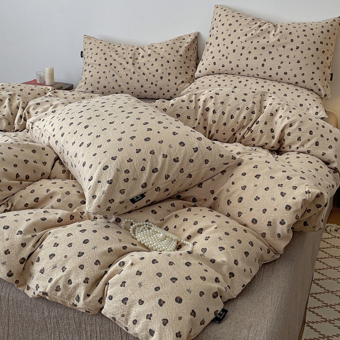 91家纺网 家纺一手货源 找家纺 一比一家纺 2025秋冬新款高克重棉麻原麻复古诧季风原麻四件套-简单款 复古豹