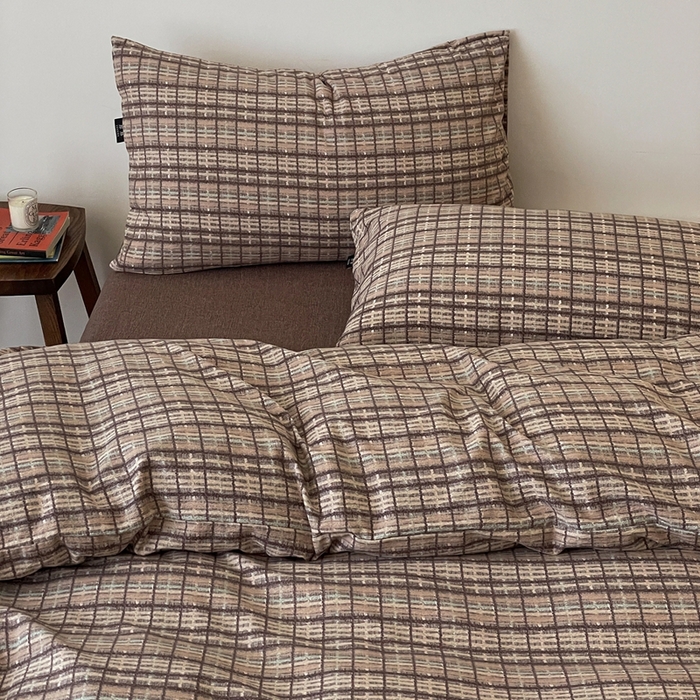 91家纺网 家纺一手货源 找家纺 一比一家纺 2025秋冬新款高克重棉麻原麻复古诧季风原麻四件套-简单款 茶巷