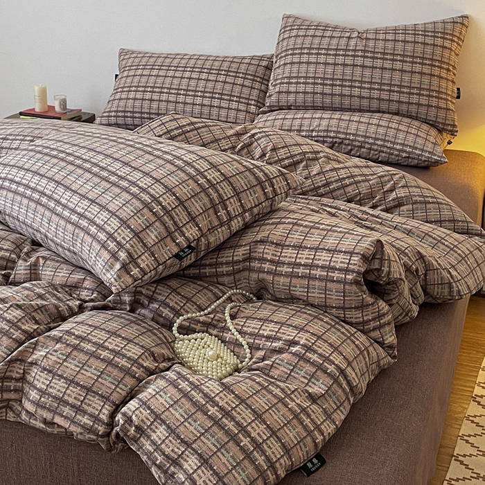 91家纺网 家纺一手货源 找家纺 一比一家纺 2025秋冬新款高克重棉麻原麻复古诧季风原麻四件套-简单款 茶巷