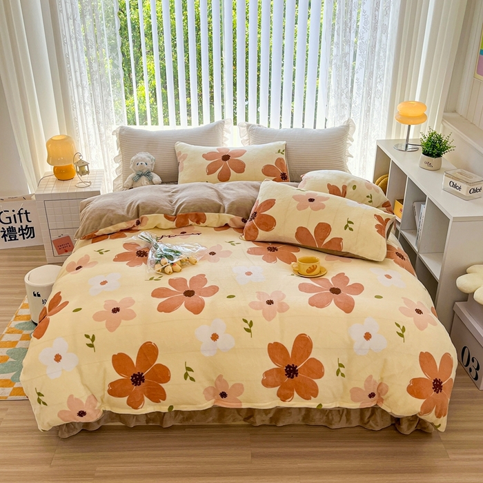 91家纺网 家纺一手货源 找家纺 鸿羽樱（鸿羽樱）家纺 2025新款直播热款小清新牛奶绒四件套 花意然