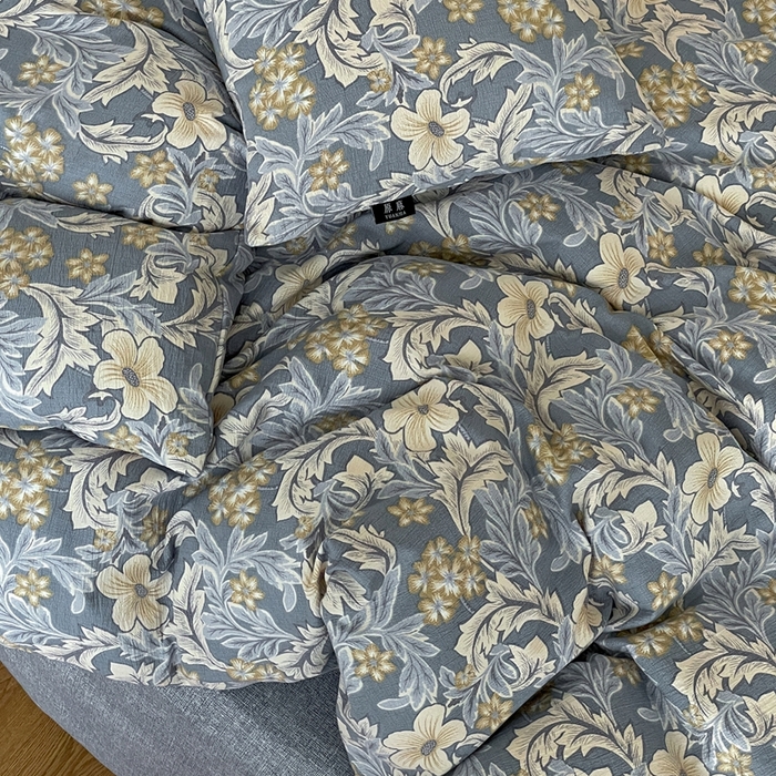 91家纺网 家纺一手货源 找家纺 一比一家纺 2026秋冬新款高克重棉麻原麻复古诧季风原麻四件套-简单款 兰兮