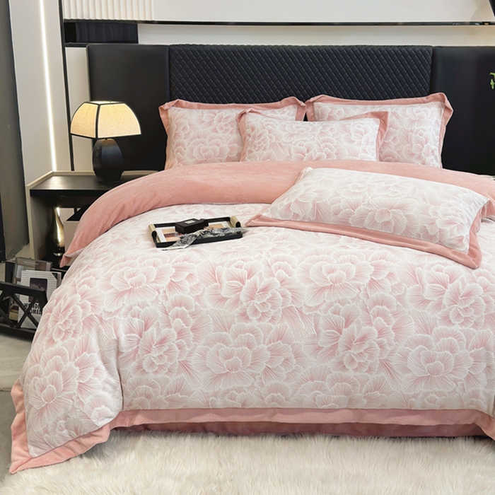 91家纺网 家纺一手货源 找家纺 梦精灵家纺 2025新款高克重加厚雕花牛奶绒四件套 锦芙