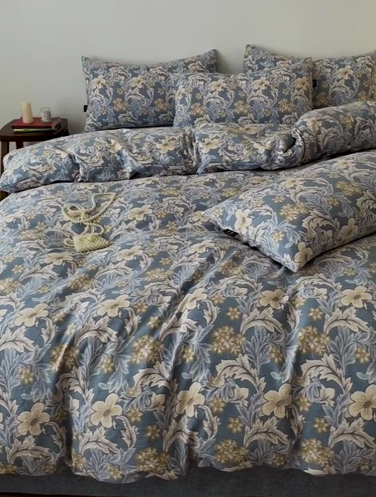 91家纺网 家纺一手货源 找家纺 一比一家纺 2026秋冬新款高克重棉麻原麻复古诧季风原麻四件套-简单款 兰兮