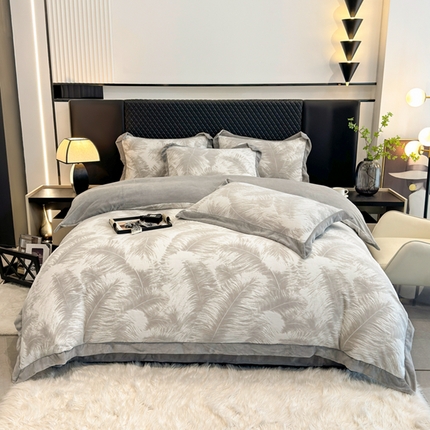 91家纺网 家纺一手货源 找家纺 （总）梦精灵家纺 2025新款高克重加厚雕花牛奶绒四件套