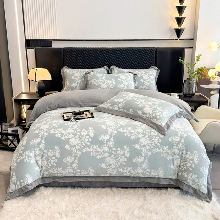 91家纺网 家纺一手货源 找家纺 梦精灵家纺 2025新款高克重加厚雕花牛奶绒四件套 暖意