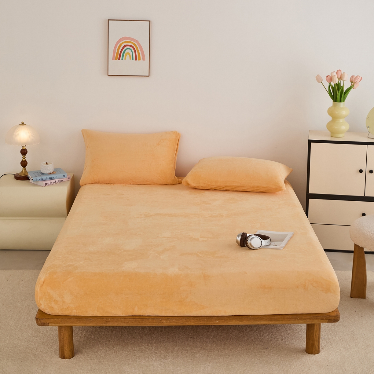 91家纺网 家纺一手货源 找家纺 曼町家居 2025新款高克重柔软牛奶绒床笠单床笠床笠单件 雏菊黄